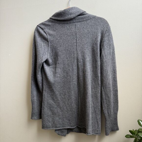 Max Studio 100% Cashmere Cardigan Womens Gray Button Front Quiet Luxury 2 Ply L - Picture 2 of 4